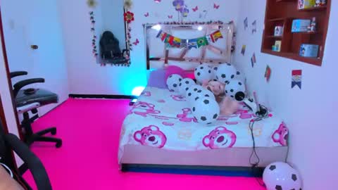 PERLA online show from June 25, 5:12 am