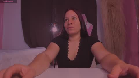 Marie online show from July 7, 11:24 am