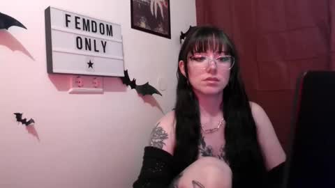 Persephone online show from May 5, 12:08 pm