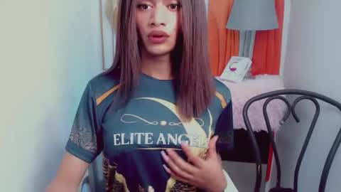 petite_barbie88 online show from June 17, 4:58 am