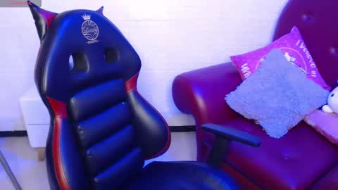 Melody online show from March 13, 2:51 pm