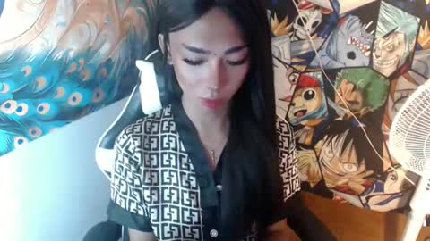 yang yang online show from February 28, 5:34 pm