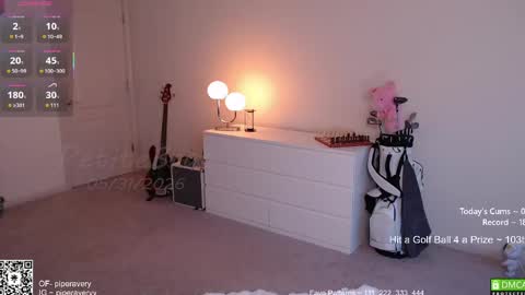 PiperAvery online show from May 31, 11:28 pm