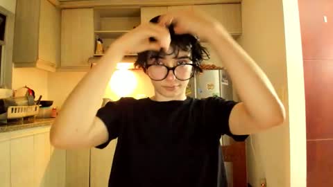 Lunna online show from March 21, 2:27 am