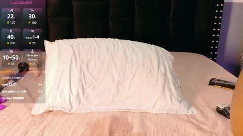 little sharon online show from December 19, 3:32 am