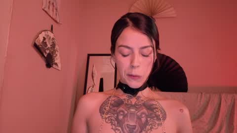 phoenixx_x online show from June 11, 12:57 pm