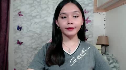 Ms Pia online show from June 2, 6:31 pm