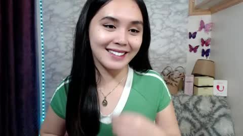 Ms Pia online show from July 28, 4:39 pm