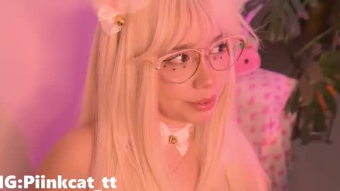 Emi online show from December 2, 5:42 am