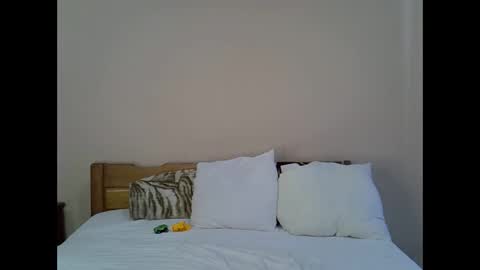 pinahotty online show from November 24, 9:22 am