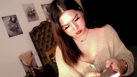 Ivy Morningstar online show from June 11, 2:53 am