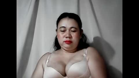 pinaymama12345 online show from May 3, 12:03 am