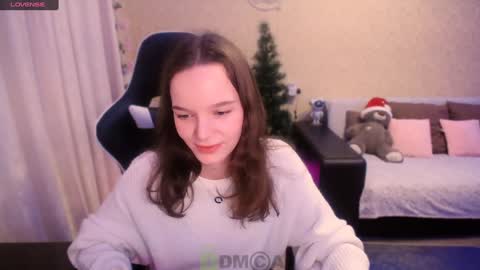 Stephanie online show from December 6, 2:06 pm