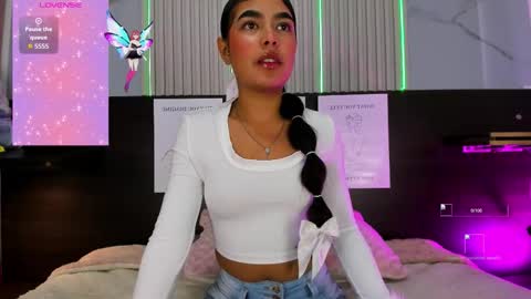 Snapshot of pink_as chatting on September 19, 1:21 pm pink_as online show from September 19, 1:21 pm