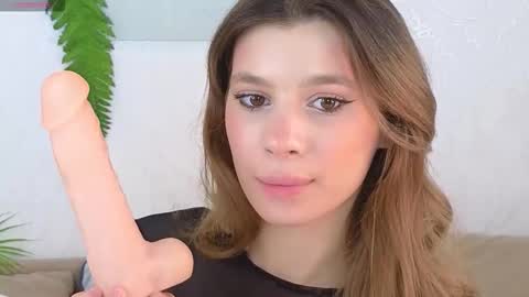 Adele online show from February 17, 10:25 am