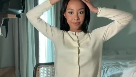 pinkunicorn0728 online show from March 19, 2:54 pm