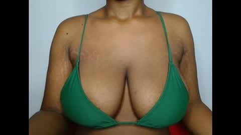 pinkxsugar online show from February 17, 4:12 am