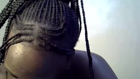 pinky_ebony13 online show from May 3, 5:00 am