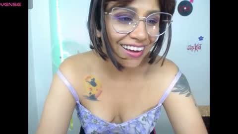 VIOLETA LOPEZ online show from July 28, 3:32 pm