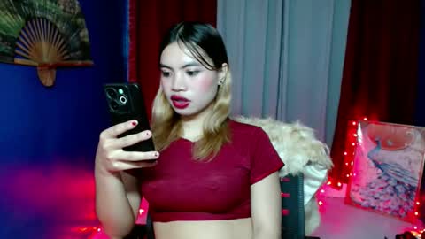 Tina online show from December 14, 8:03 pm