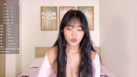 Polly online show from May 1, 8:06 am