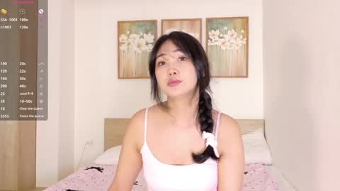 Polly online show from May 2, 8:28 am