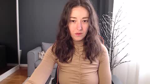 piscesgirl06 online show from May 1, 4:48 am