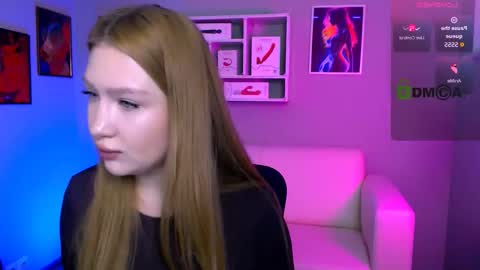 Sophie online show from December 5, 11:00 am