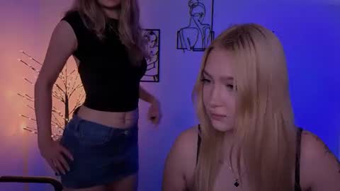 Sophie online show from July 16, 8:13 pm