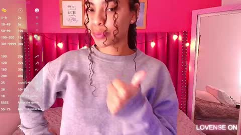 Snapshot of playfuljust_18 chatting on February 12, 12:33 pm SAMARA online show from February 12, 12:33 pm