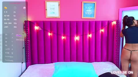 Snapshot of playfuljust_18 chatting on December 16, 12:16 pm SAMARA online show from December 16, 12:16 pm