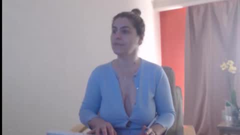 PlayfulSamira online show from April 12, 11:46 am