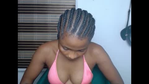 plumnjuicyx online show from November 17, 7:14 pm