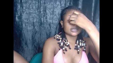 plumnjuicyx online show from November 2, 11:41 pm