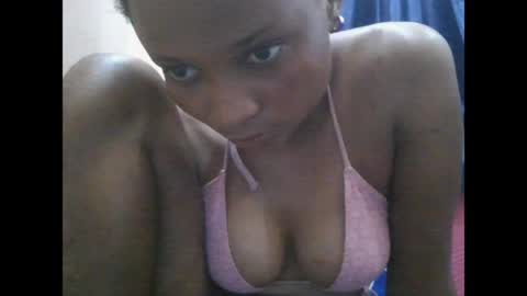 plumnjuicyx online show from April 17, 9:44 am