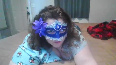 Poetry online show from December 27, 7:35 pm