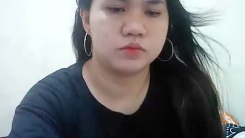 poisonousivy30 online show from May 16, 3:42 am