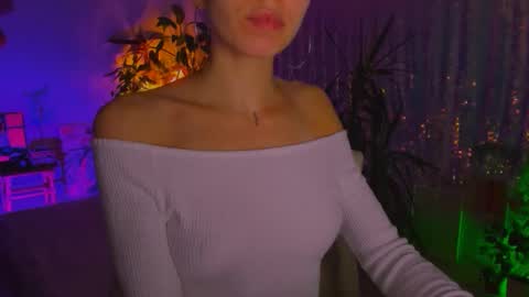 Martha online show from November 8, 8:03 pm