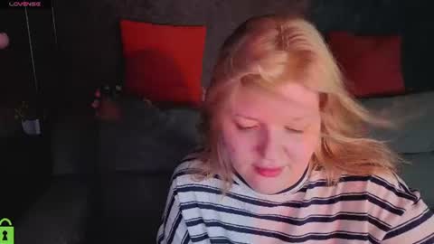 Polly online show from July 7, 1:08 am