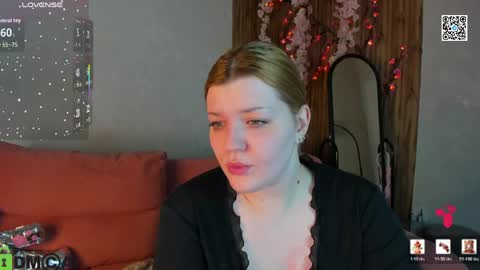 Polly online show from March 27, 8:26 am
