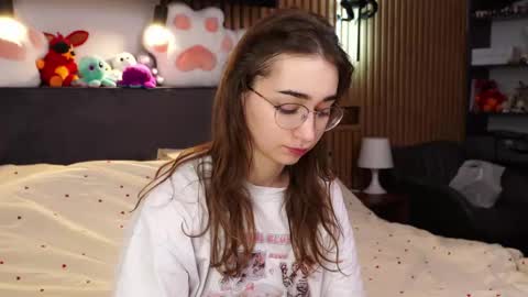 Polly online show from March 9, 7:44 am