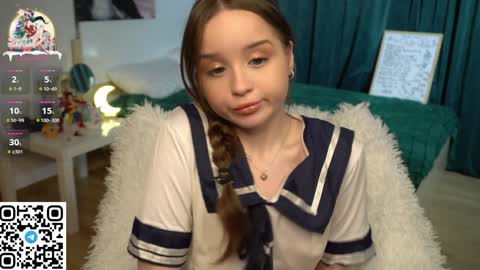 Snapshot of polly_dollie_ chatting on February 1, 8:05 pm Renet online show from February 1, 8:05 pm