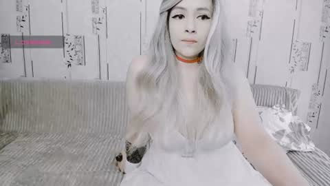 Polly online show from June 11, 8:11 am