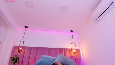 POLLY online show from June 12, 10:34 am