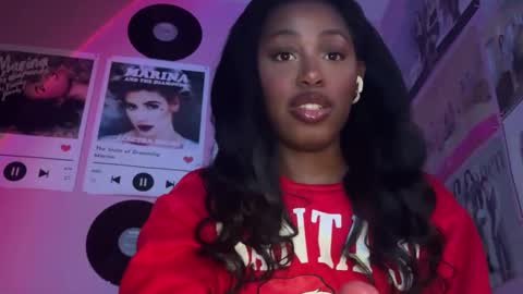 Snapshot of popasprincess chatting on December 24, 10:28 pm princess online show from December 24, 10:28 pm