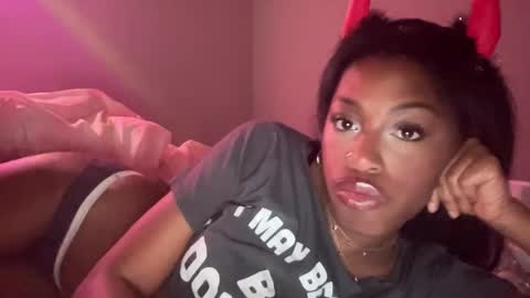 Snapshot of popasprincess chatting on September 27, 2:19 am princess online show from September 27, 2:19 am