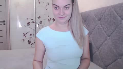 popkornmolli online show from October 22, 8:41 am