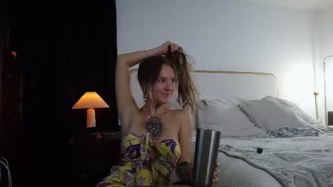 PoppyQuinn online show from August 8, 1:57 am