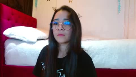 porcelainlux online show from February 12, 5:05 am