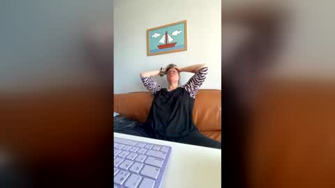 ppriestess online show from July 3, 9:59 am